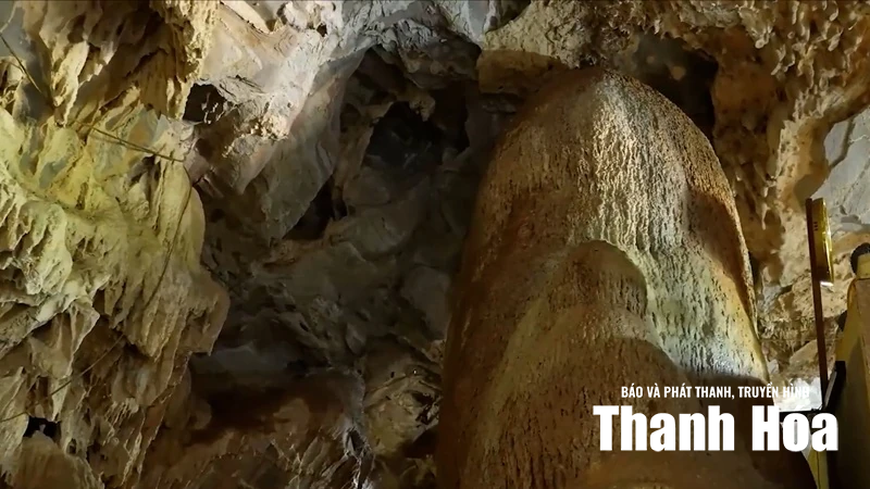 [Thanh Hóa xưa và nay] Ngôi chùa trong lòng núi bên dòng sông Mã