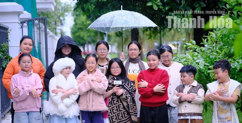 Tuyết rơi giữa mùa hè
