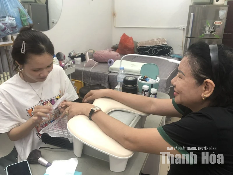 Nghề Nail