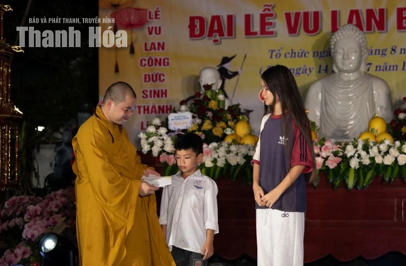 Mùa hiếu hạnh