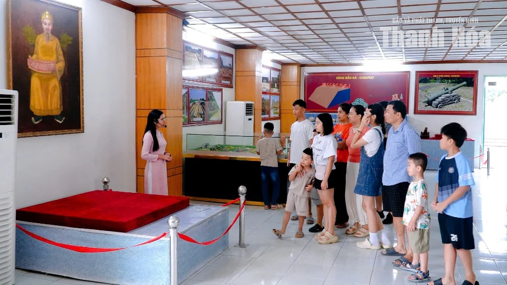 Các điểm di tích hút khách trong kỳ nghỉ lễ 2/9