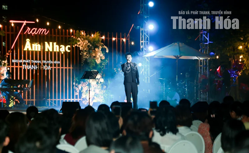 “Cả một trời thương nhớ - Nối dài những mùa yêu thương