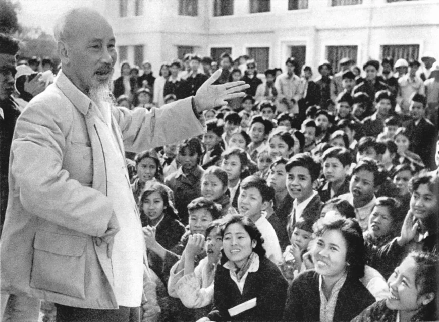 Ngày này năm xưa (22/9): Bác Hồ căn dặn thanh niên phải xung phong đến những nơi khó khăn gian khổ nhất