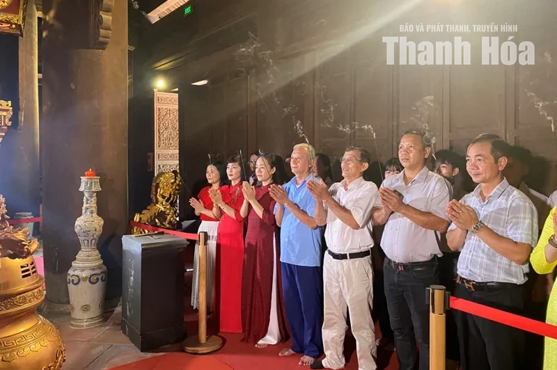 Bản hùng ca còn mãi (Bài 3): Chiến thắng của sức mạnh lòng dân