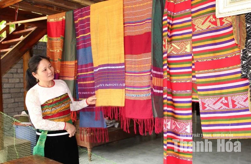 [Thanh Hóa xưa và nay] Những sợi thổ cẩm nối mạch văn hóa xứ Thanh