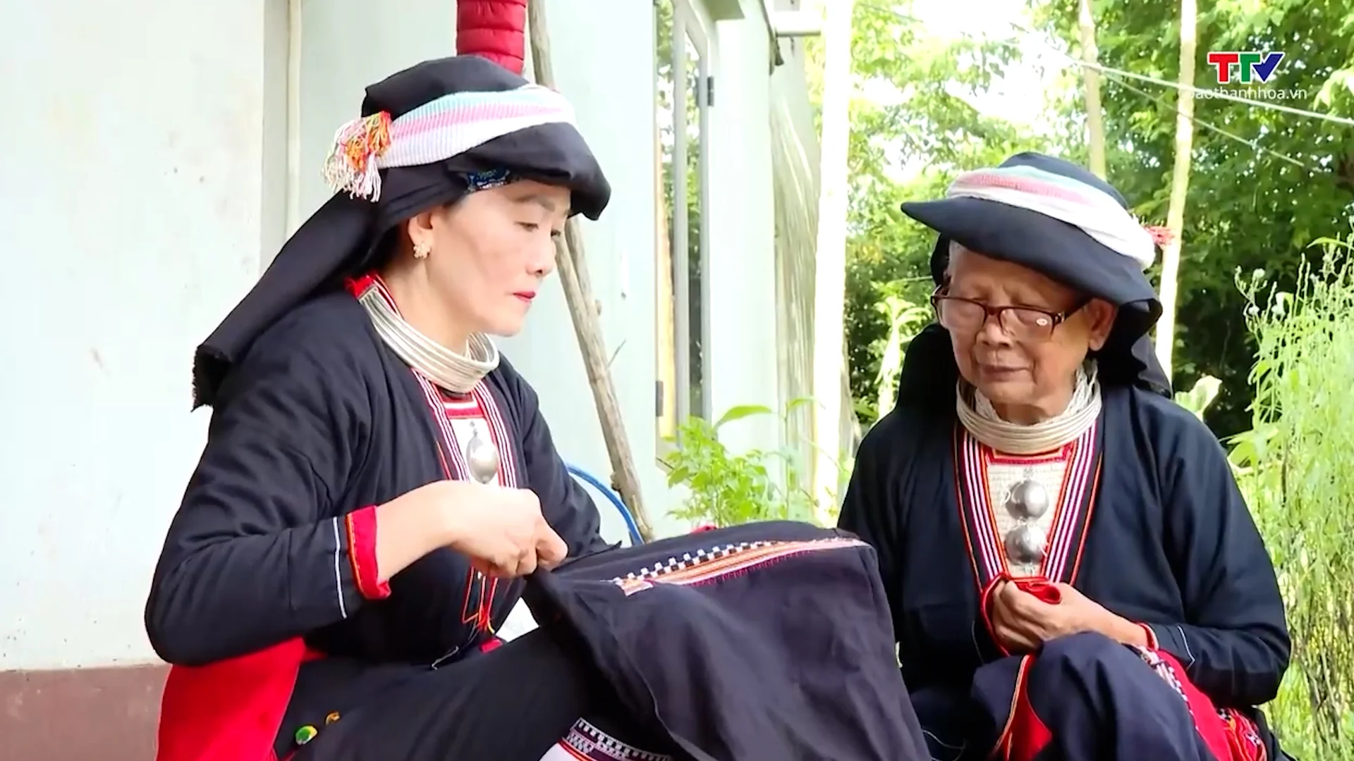 [Thanh Hóa xưa và nay] Độc đáo văn hóa của người Dao quần chẹt