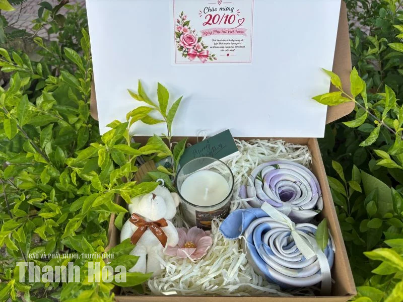 Những món quà độc, lạ dịp 20/10