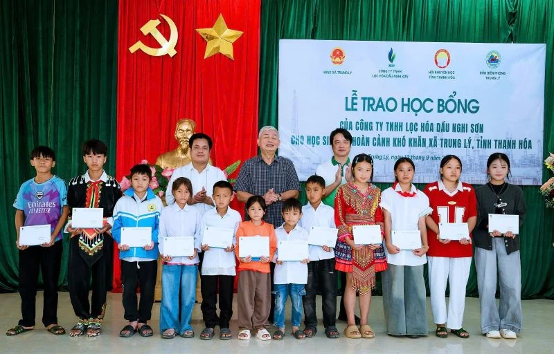 Những ước mơ viết tiếp từ điểm tựa khuyến học xứ Thanh
